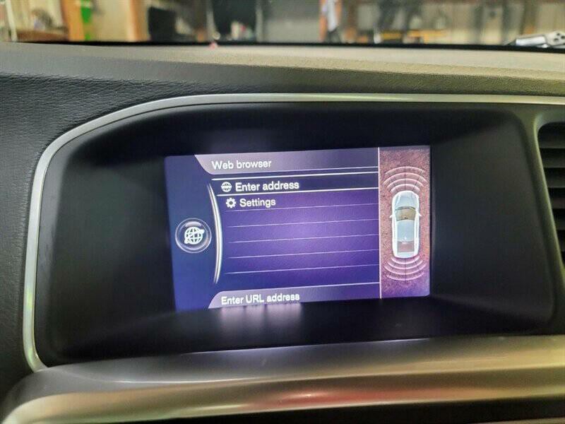 2017 Volvo S60 Image 19