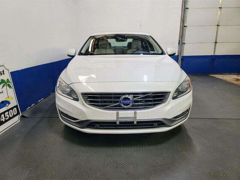 2017 Volvo S60 Image 44