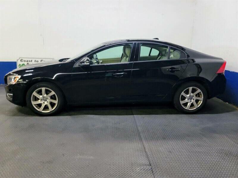 2015 Volvo S60 Image 2