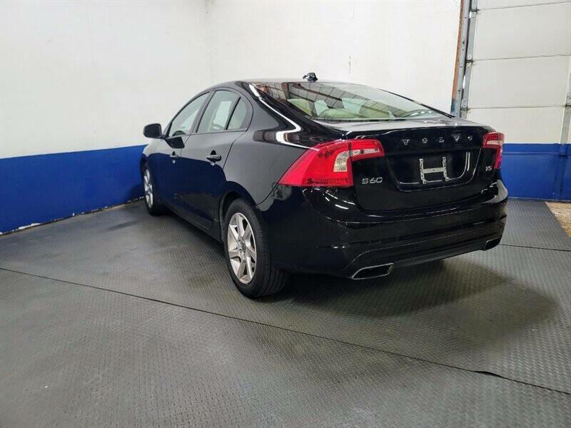 2015 Volvo S60 Image 29