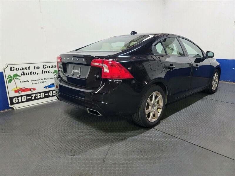 2015 Volvo S60 Image 33