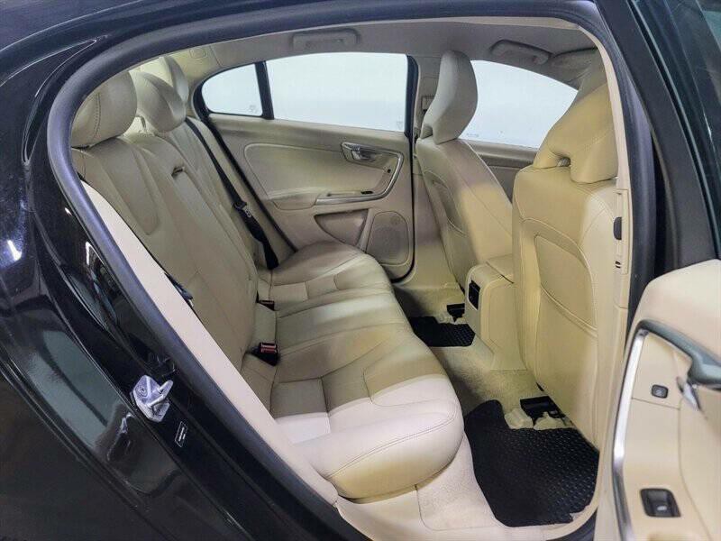 2015 Volvo S60 Image 36