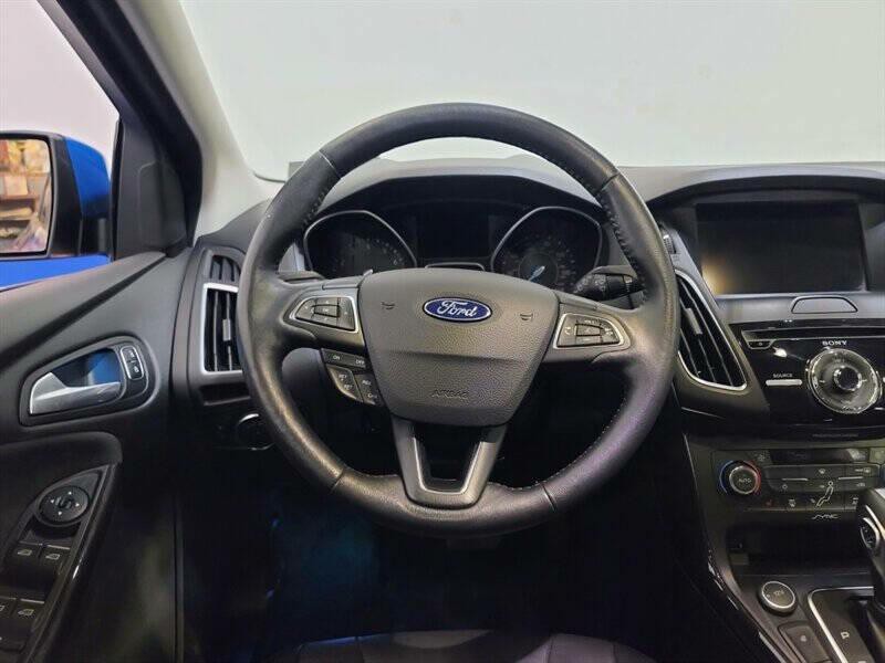 2017 Ford Focus Image 13