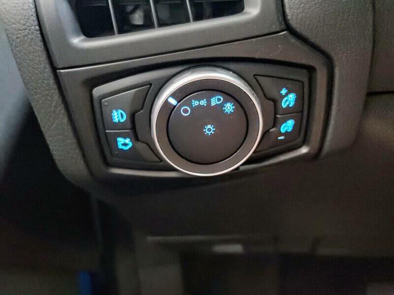 2017 Ford Focus Image 14