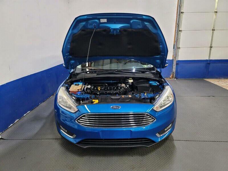 2017 Ford Focus Image 30