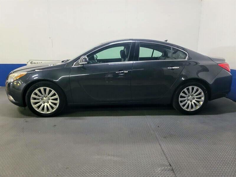 2013 Buick Regal Image 2