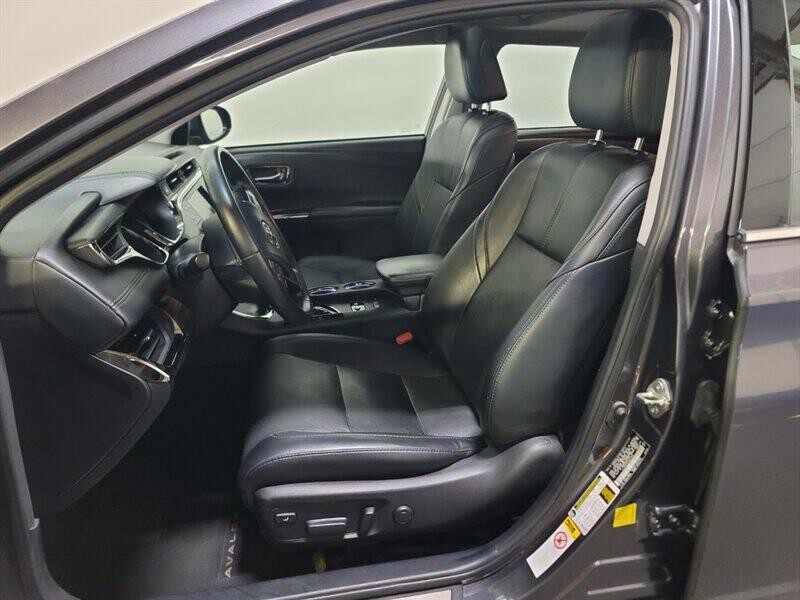 2013 Toyota Avalon Image 6