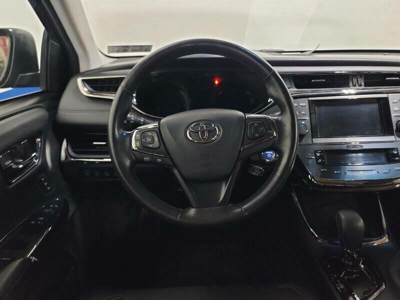 2013 Toyota Avalon Image 9