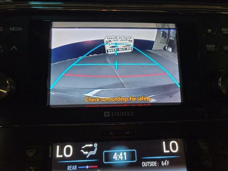 2013 Toyota Avalon Image 13