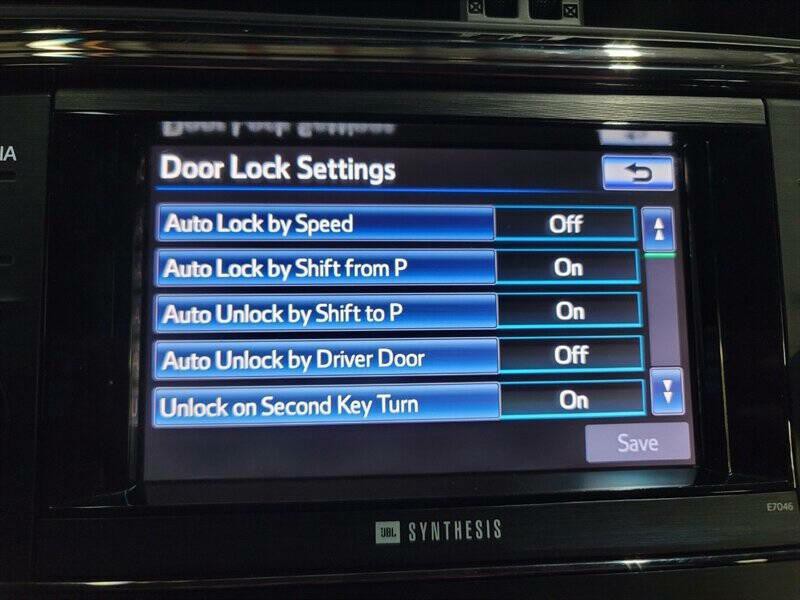 2013 Toyota Avalon Image 21