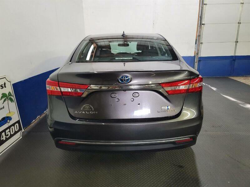 2013 Toyota Avalon Image 32