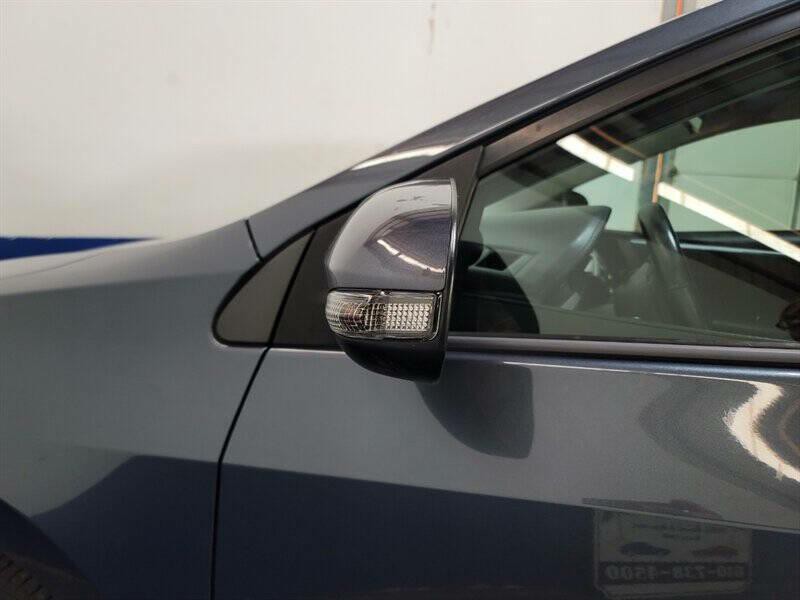 2016 Toyota Corolla Image 3