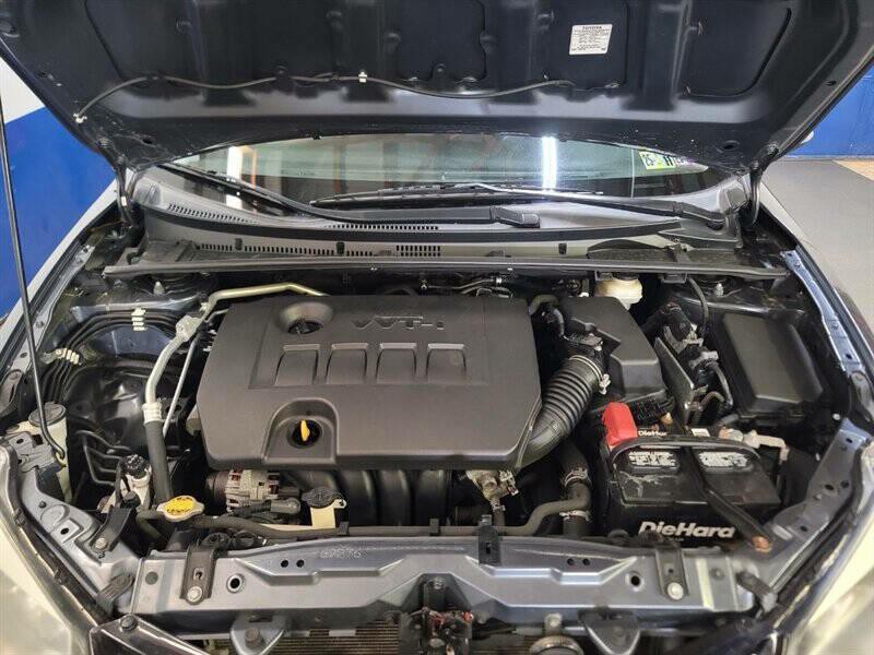 2016 Toyota Corolla Image 22