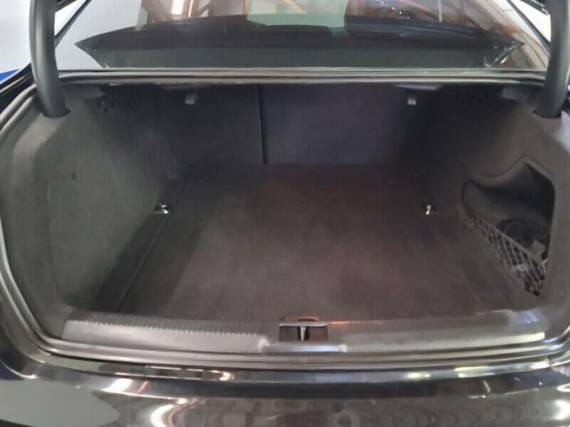 2015 Audi A4 Image 33