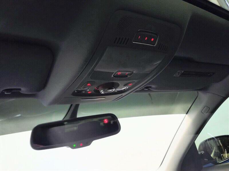 2015 Audi A4 Image 40