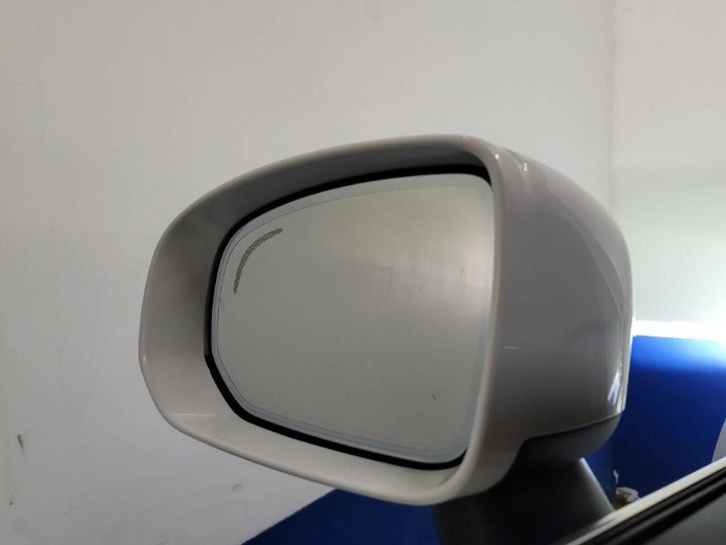 2018 Volvo XC60 Image 4