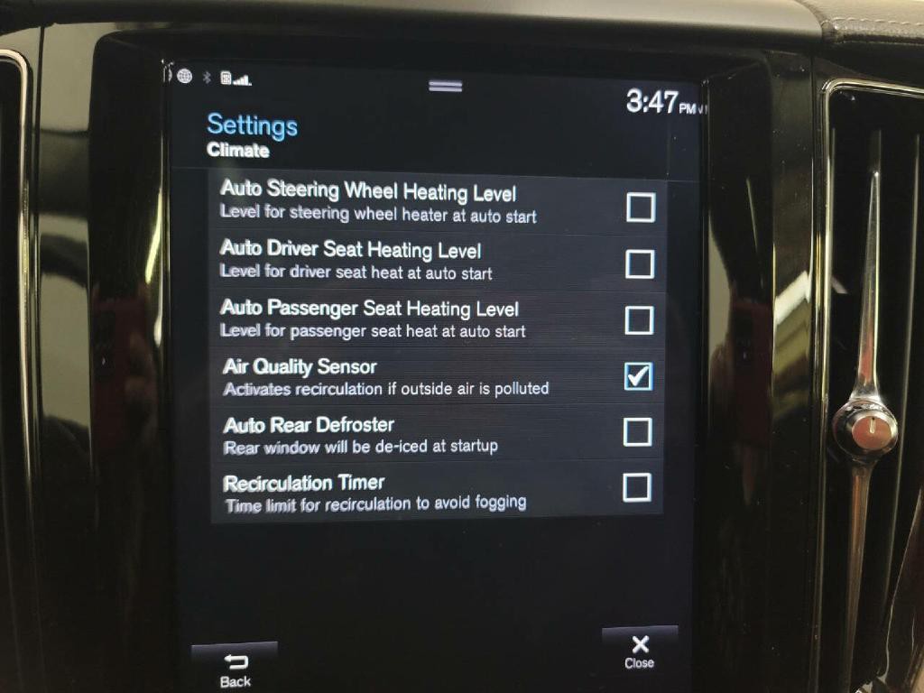 2018 Volvo XC60 Image 23