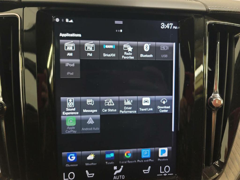 2018 Volvo XC60 Image 25