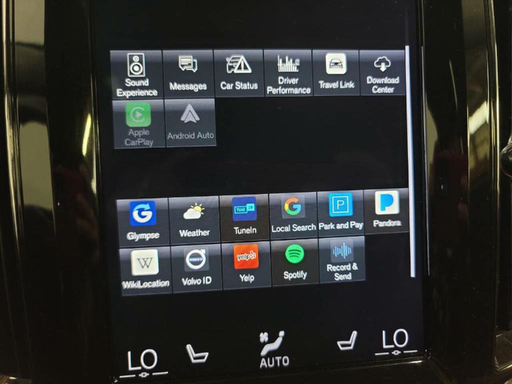 2018 Volvo XC60 Image 26