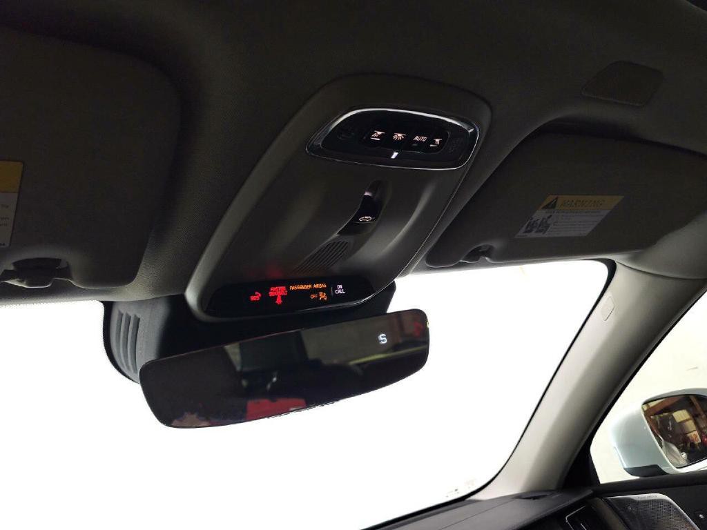 2018 Volvo XC60 Image 47