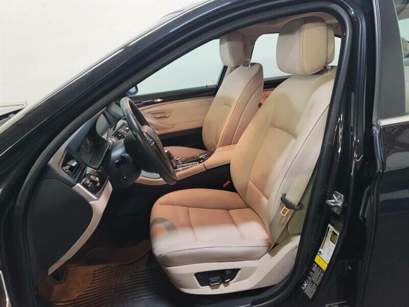 2012 BMW 5 Series Image 5