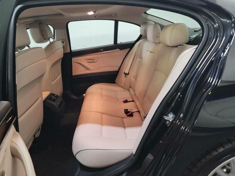 2012 BMW 5 Series Image 6