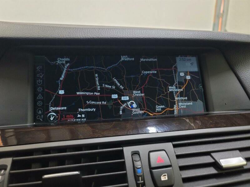 2012 BMW 5 Series Image 15