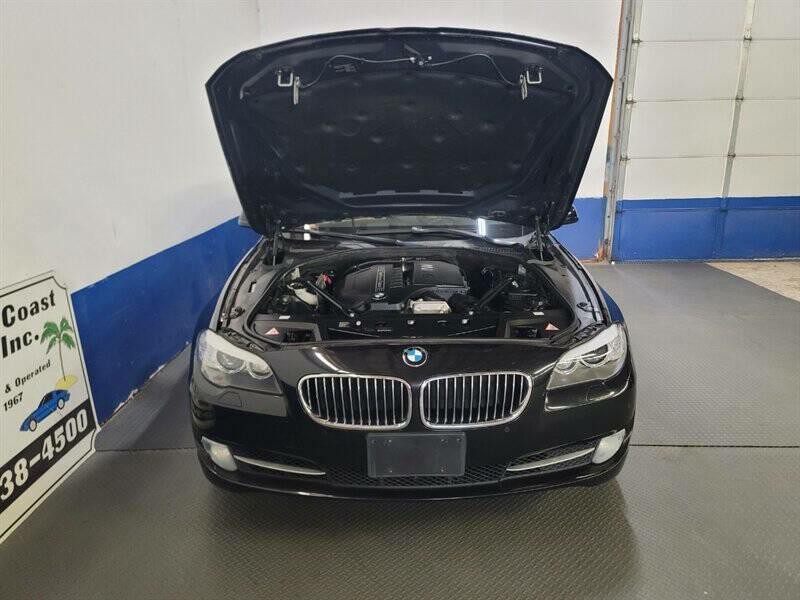 2012 BMW 5 Series Image 28