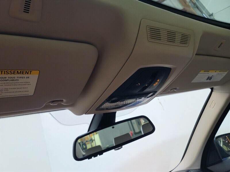 2012 BMW 5 Series Image 39