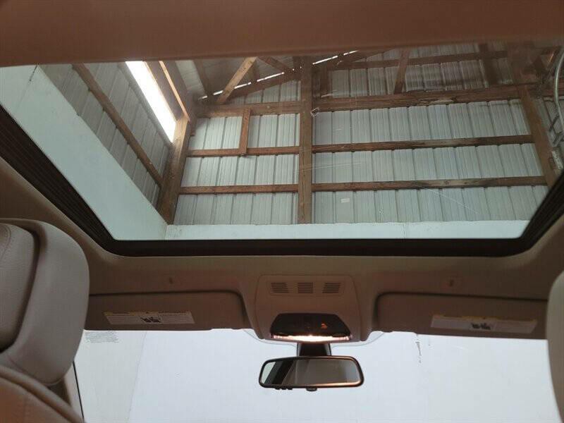 2012 BMW 5 Series Image 40