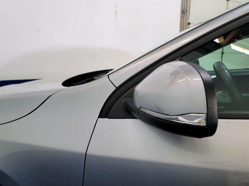 2017 Volvo S60 Image 3