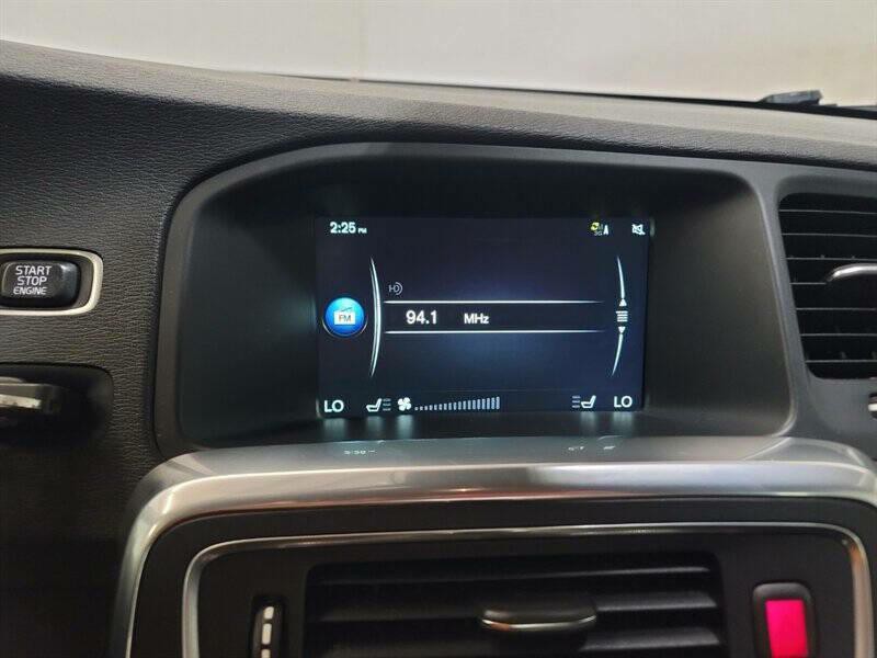 2017 Volvo S60 Image 13