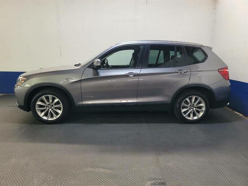 2017 BMW X3 Image 2
