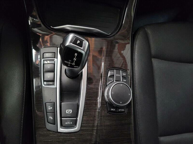 2017 BMW X3 Image 23