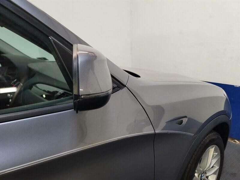 2017 BMW X3 Image 38