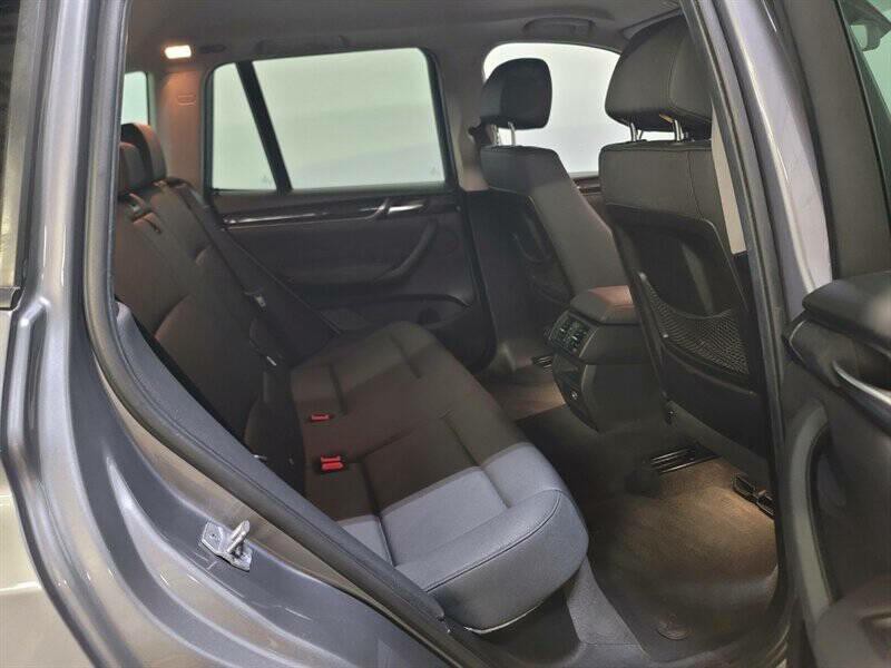 2017 BMW X3 Image 39