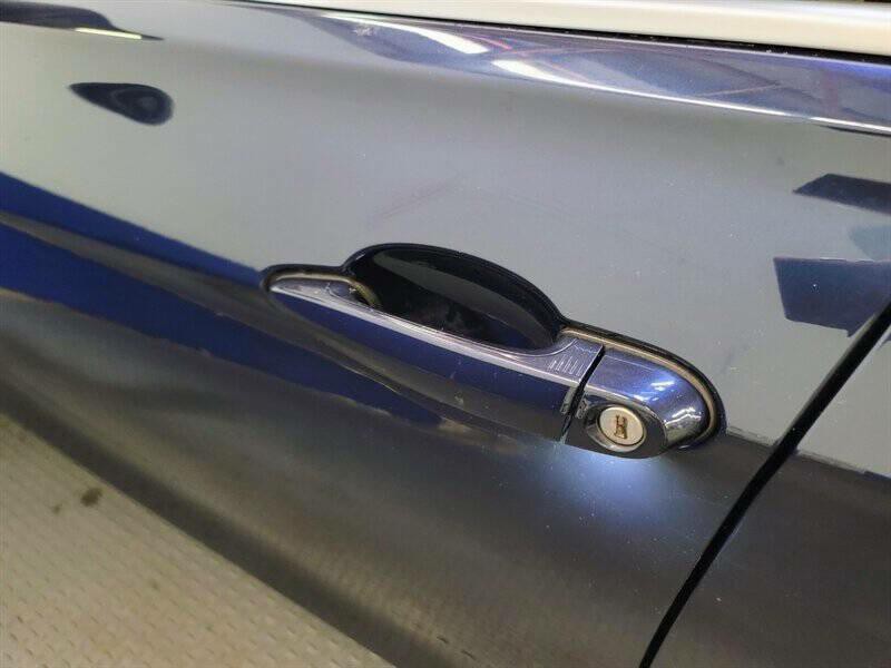 2015 BMW 3 Series Image 4