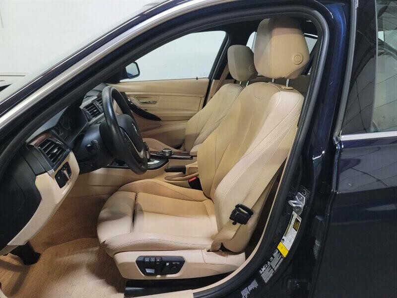 2015 BMW 3 Series Image 6