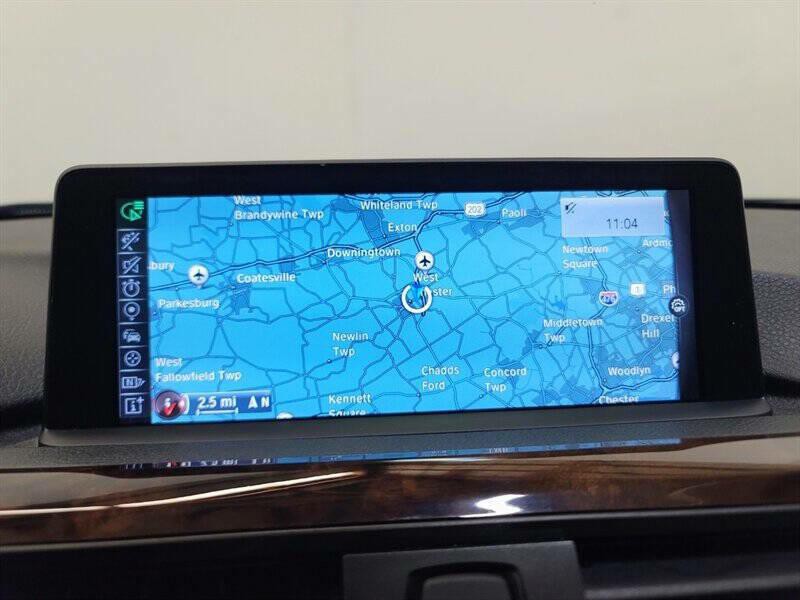 2015 BMW 3 Series Image 17