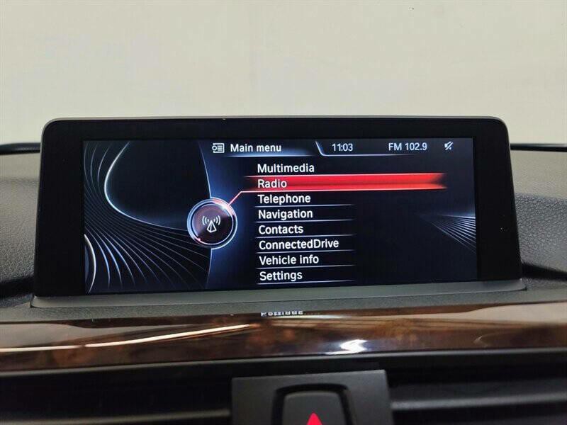 2015 BMW 3 Series Image 19