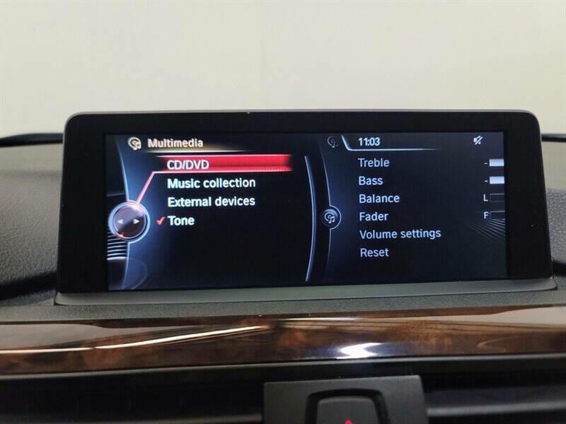 2015 BMW 3 Series Image 23