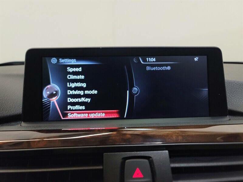 2015 BMW 3 Series Image 27