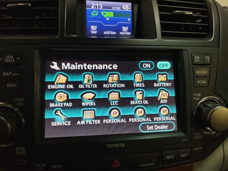 2010 Toyota Highlander Image 18