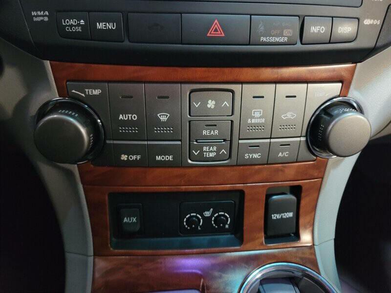 2010 Toyota Highlander Image 19