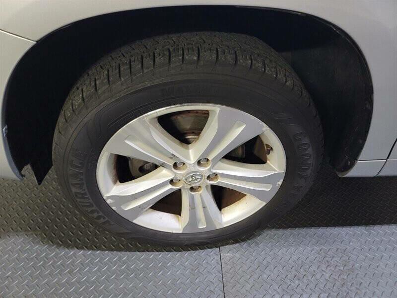 2010 Toyota Highlander Image 24