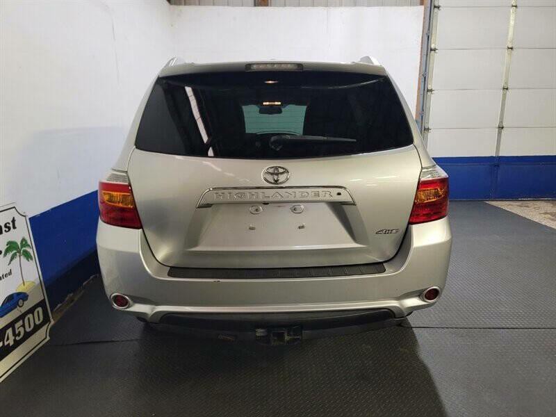 2010 Toyota Highlander Image 26