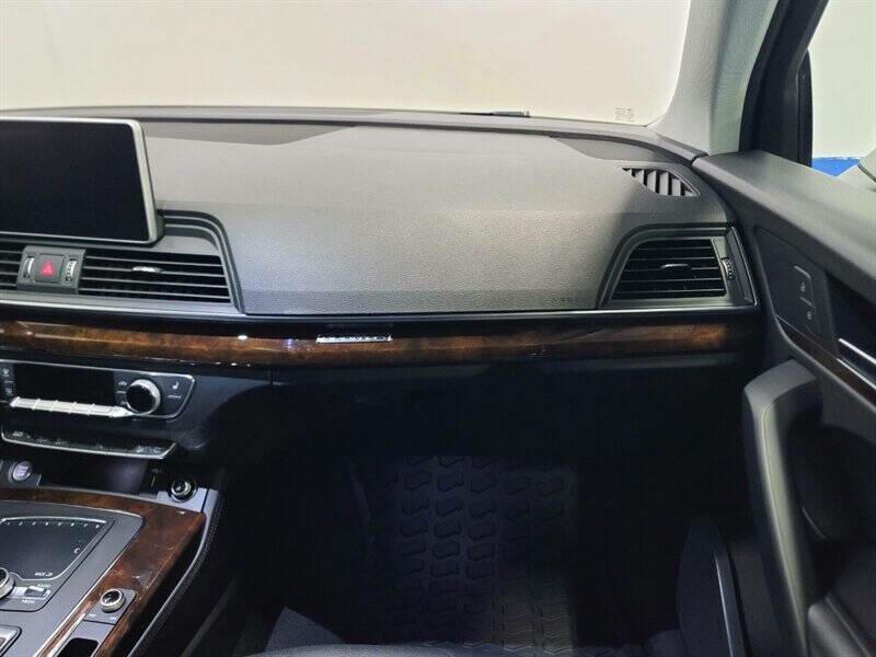 2020 Audi Q5 Image 26