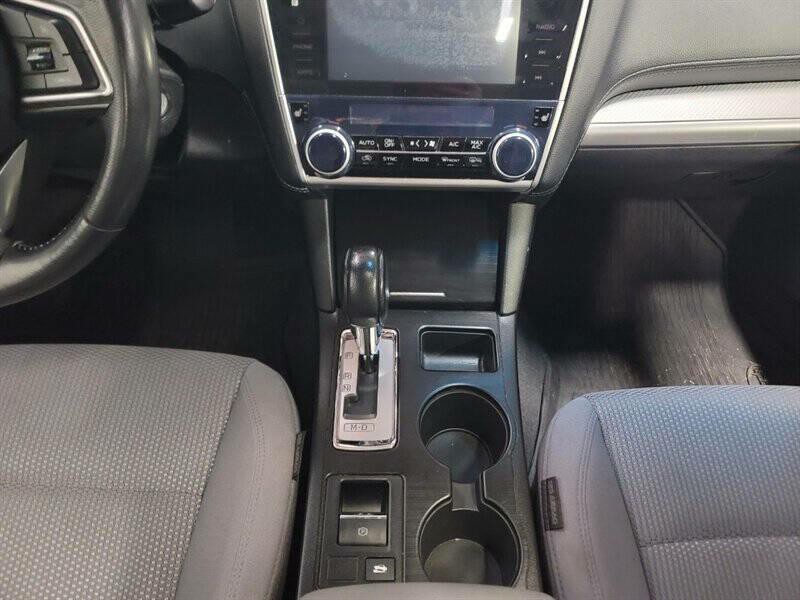 2018 Subaru Legacy Image 21