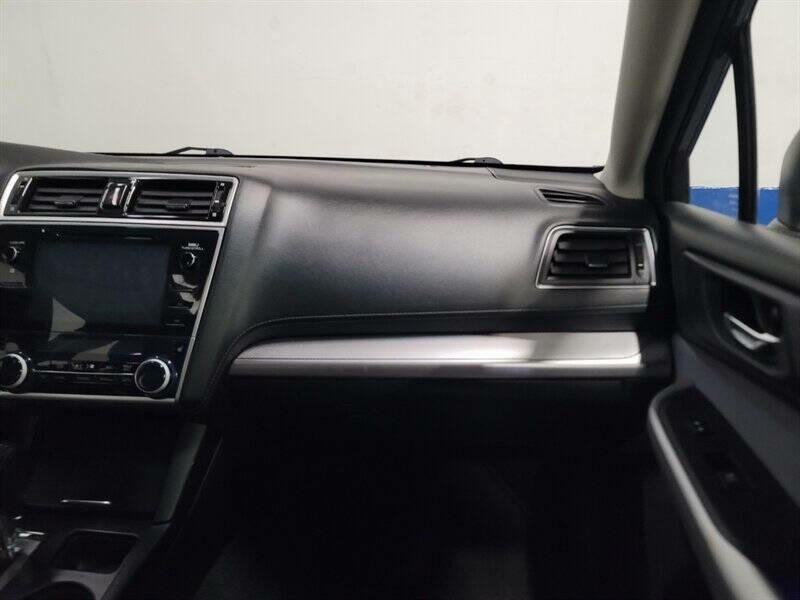 2018 Subaru Legacy Image 22