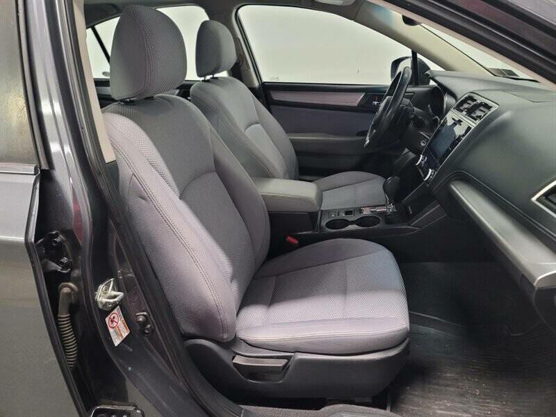 2018 Subaru Legacy Image 36